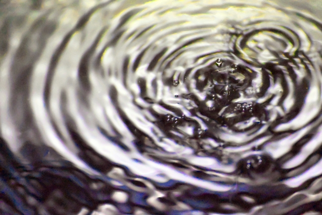 主成分が水である環境に優しい水性塗料