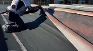 鞍手町体育館 ゴムシート貼り 防水工事